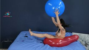 Olivia G's First Sit Popping Video 4K (3840x2160)