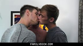 A Father&amp;amp;rsquo;s Love Ch 3: Daddy&amp;#039;s Favorite