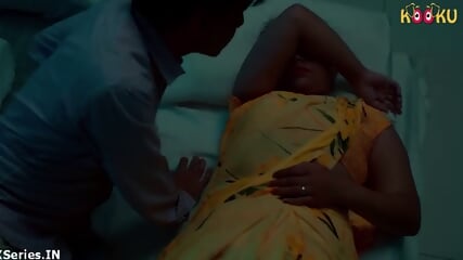 DESI BHABHI KI SUHAG RAAT PR NIKALI CHIKHE