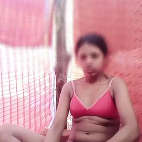 Hot Teen Indian Girl Sucks Step Brother&#039;s Big Dick and Gets Ass Fucked