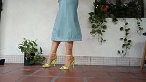 High heels are dangling from the feet of the goddess Alice (2)