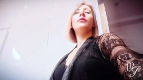 New Outfit - Maitresse Julia