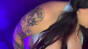 Thick and Curvy MILF Squirts After Wild Rides on Sex Machine
