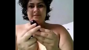Bala vibradora en el culo ? .... Kinky Milly
