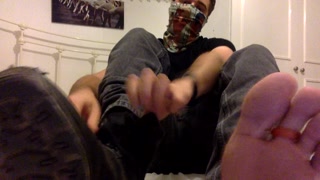 Gummy Rings on my Toes... Eaten