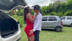 caliente ebony milf pide ser follada profundamente, tetona hermosa recibe la enorme verga de un suertudo en su estrecho cono humedo y la llena de leche!!