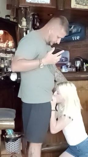 Cockhold 2 Cocoks 1 Face Cum