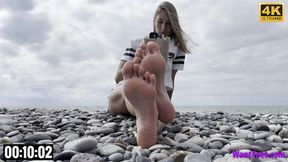 Perfect Soles on The Beach - 4K MP4