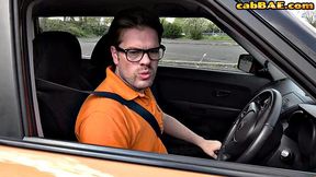 Cumthirsty hot babe cockriding guy in car