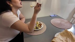 i fucked my persian big ass stepsister because i smell her wet pussy