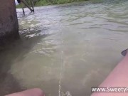 Outdoors peehole insertion and peeing