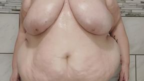 SSBBW Fucks Her Huge Oiled Up Belly Button and Rolls
