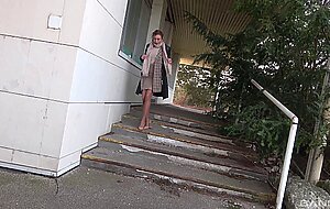 Julia north is a street whore that's down for creampies!