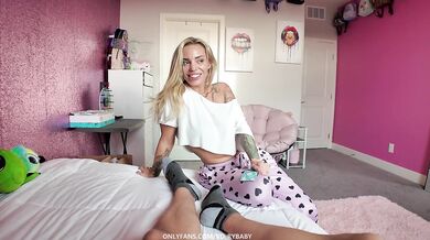 Hot Milf Teaches daughters Boyfriend How to use a Condom Then Takes It Off