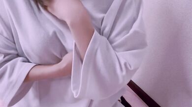 【個撮】素人女子のブラ抜き動画！慣れない撮影に緊張してる様子が可愛いJapanese/masturbation/amateur