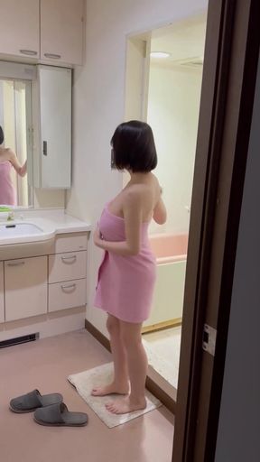 Big-titted Japanese model gets fucked