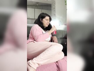 Plump Black Latin chick Can’t Stop Farting