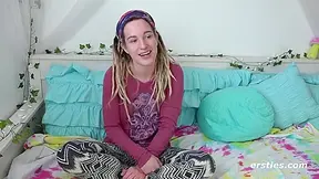 All Natural Hippie Chick Rubbing Her Hairy Bush
