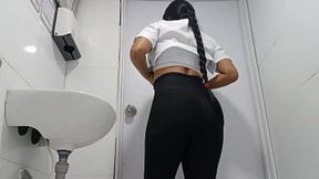 Camera catches nurse in public bathroom urinating