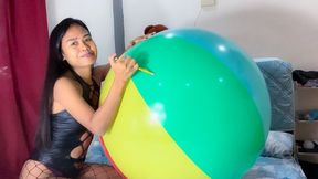 Looner Camylle Blows Your Huge Beachball To The Max And Pops It