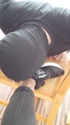 Foot slave worships tattooed feet