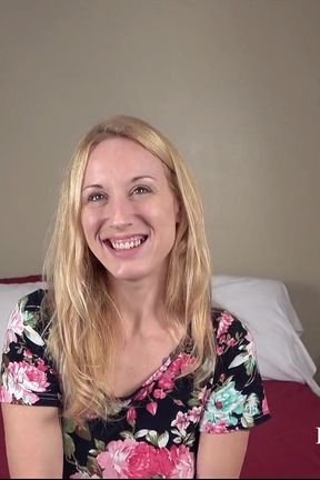 Desperate Amateurs Misty Gets Her Pussy Wrecked by Miles