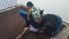 Pro Wrestling Holds Camel Clutch and Boston Crab 2 vs 1