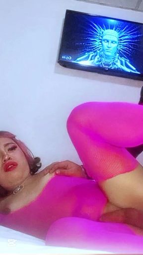 22-year-old trans woman squirts while her ass is being penetrated