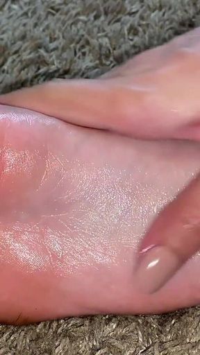 Extra Oil Foot Massage for My Soles