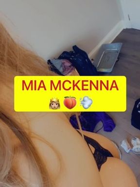 Mia McKenna Farting For You🍑💨