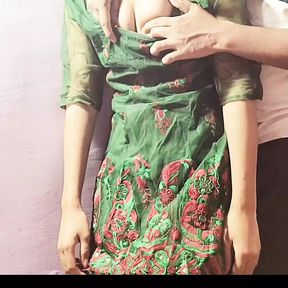 Desi bhabhi ko devar ne Kone me lekar choda