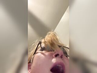 Hungry hands dive unfathomable where cunt screams