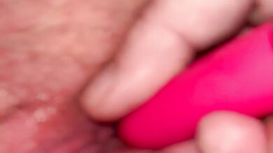 Her tight throat sounding in female POV