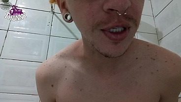 POV macho se depilando e fazendo você comer os pêlos