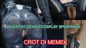 Latest Viral Indo Porn, Spiderman Cosplayer Even Gets Stung Until Crot in Pussy