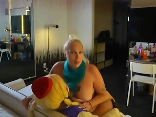 Big White Ass! - Alexis Andrews