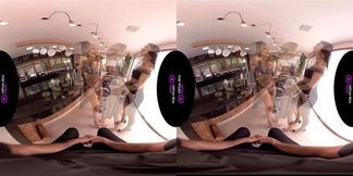 VirtualRealTrans com Tropical threesome