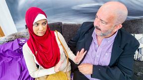 ”Arab teen wifey Reyna Belle caught cheating by her much older hubby”