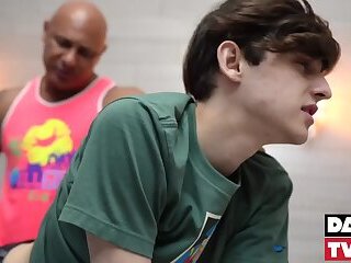 DADDYONTWINK Den Fitness Teases Tony Keit Pink Hole Before Fucking