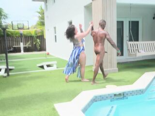 A Night Inside Hollywood