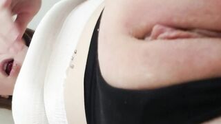 Red Haired Skank Stuffs Twat with something Sweet - Amateur - Food