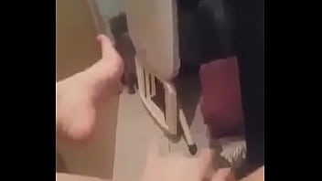 Mi vecina me env&iacute_a videos calientes