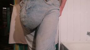 Fat *** jeansbulging