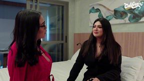 gravei o que elas fazem sozinhas: brinquedos no cu e vibrador entre morenas