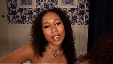 Skyla Sun &amp_ Willow Ryder: BFFs Deepthroat Romeo Mancini