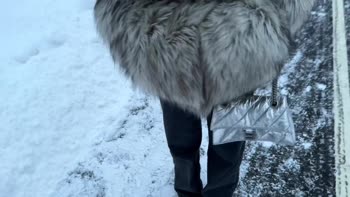 Californiababe Spreads Legs in Fur Coat for Lucky Fan