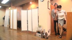 Too Many Glances, Too Much Tension - Inside the Salon Where Eyes Always Meet