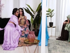 Fingering, Licking and Orgasms in hot Indian Lesbian