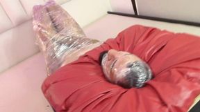 CHRISTMAS SPECIAL FACESITTING WITH COMPLETELY MUMMIFIED SLAVE ON TAPE PART 1 BY NATASHA CRUEL AND DANIEL SANTIAGO CAM BY ALINE FULL HD