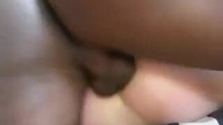 مؤخرة عنيفة لعاهرة بريطانية شقراء